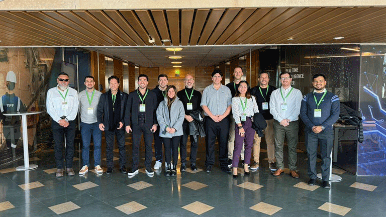 Visita de MiningiDEAS a centro de inteligencia en tiempo real de YPF
